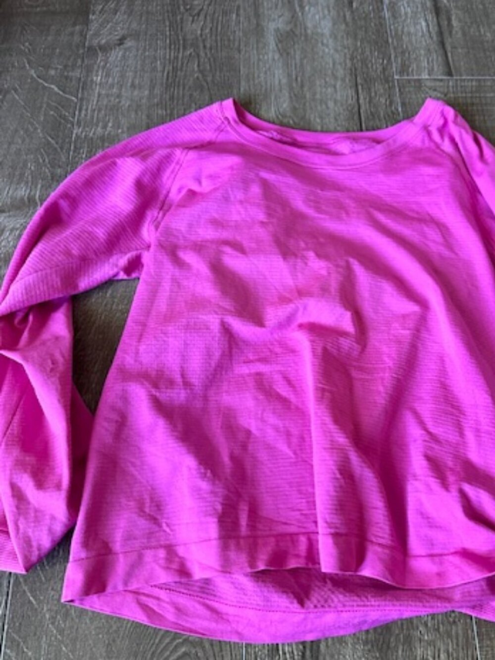 Lululemon sonic pink run swiftly long sleeve race length size 6